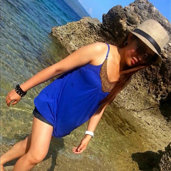 Meet your Posher, Camille - Picture 3 of 5